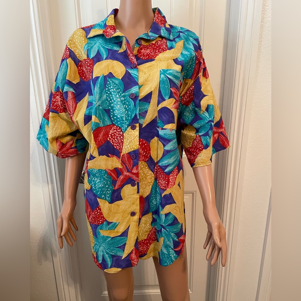 SOHO Hawaiian Flowered Button Down Top Size 18